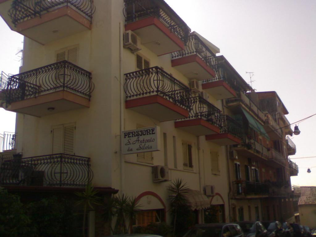 Pensione S. Antonio Ristorante Silvia Фурчи-Сикуло Экстерьер фото